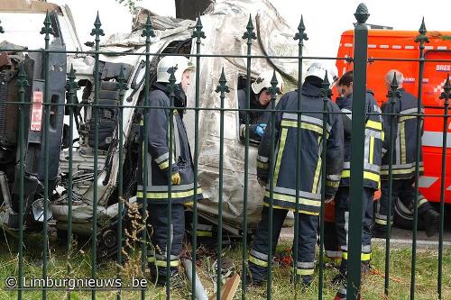 Foto Fotoverslag zwaar ongeval Neerglabbeek (7 juni 2009)