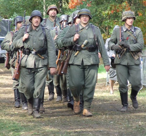 Foto Fotoverslag 'oorlog in Zwartberg' (4 oktober 2009)